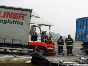 Ongeval geknelde E34/N49 Assenede Oosthoek