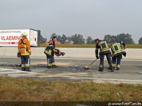 Ongeval geknelde E34/N49 Assenede Oosthoek